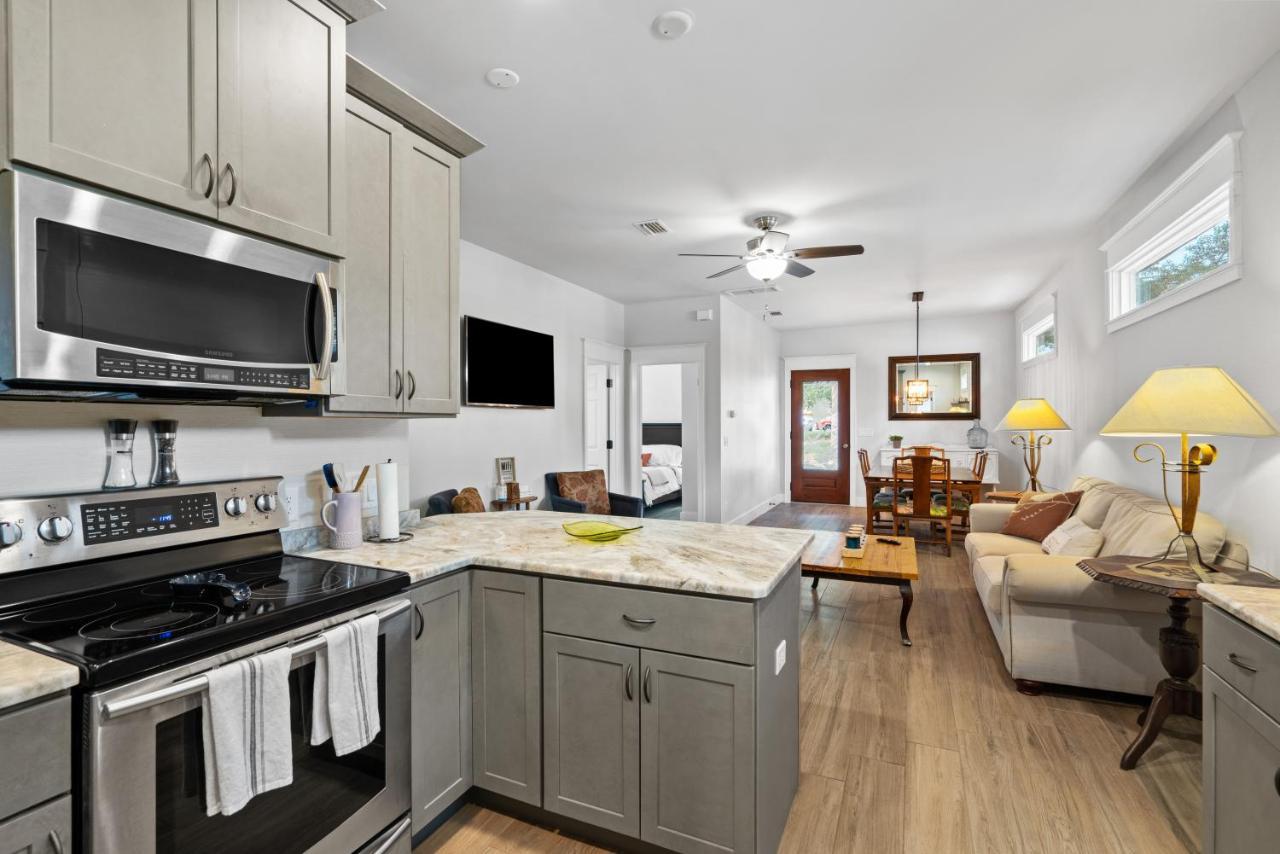 Hibiscus Hideaway Villa Tarpon Springs Buitenkant foto