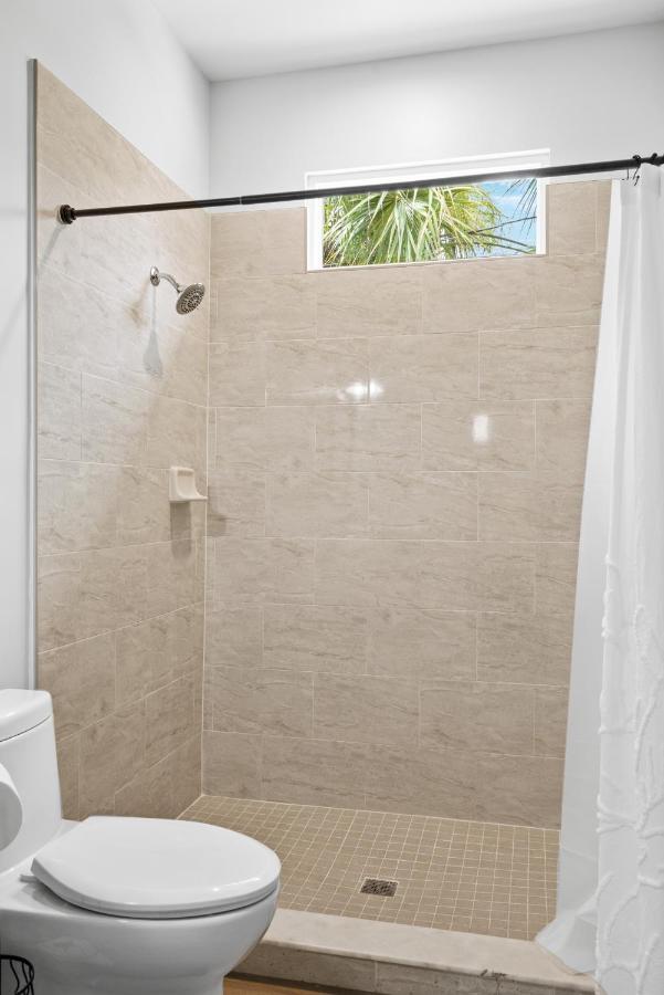 Hibiscus Hideaway Villa Tarpon Springs Buitenkant foto